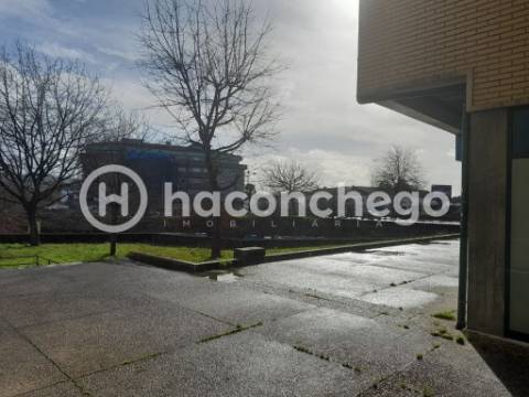 Espaço Comercial no Centro de Barcelos.