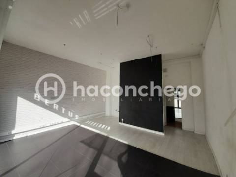 Espaço Comercial no Centro de Barcelos.
