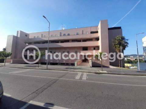 Escritório junto à Escola Secundária de Barcelos