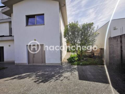 Moradia Individual em Tamel São Verissimo Barcelos