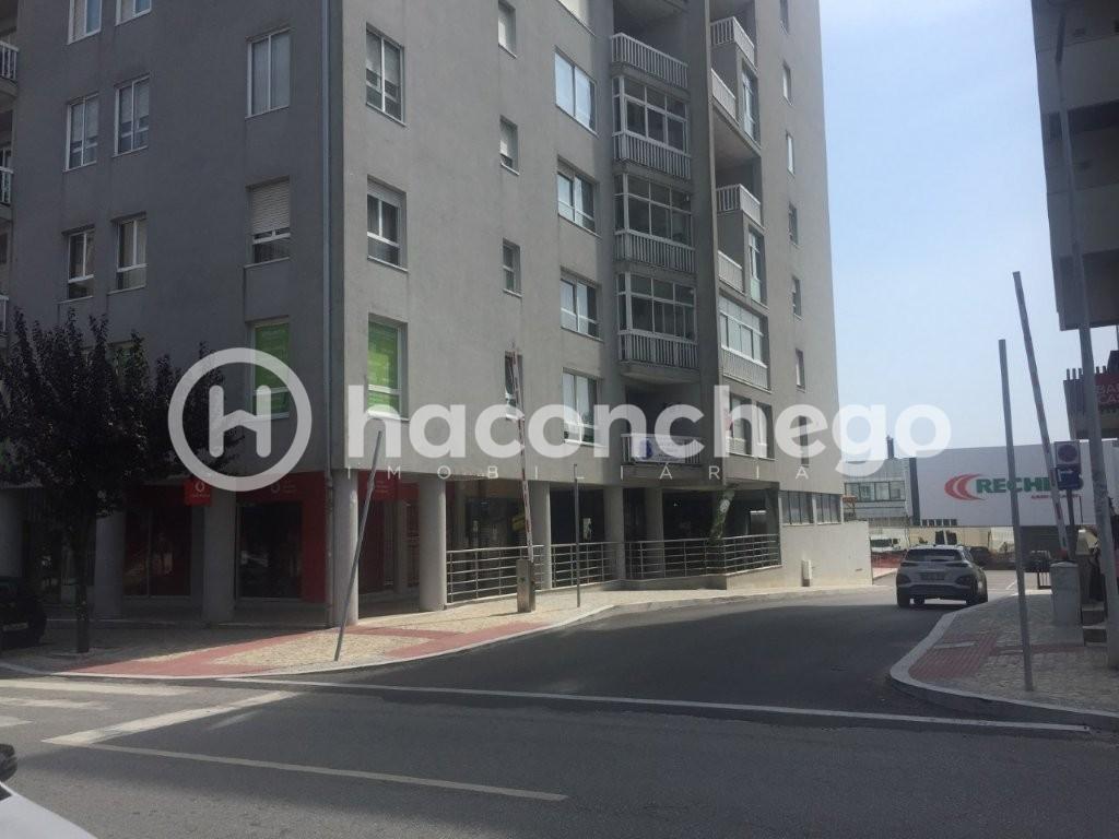 Loja  Arrendamento em Barcelos, Vila Boa e Vila Frescainha (São Martinho e São Pedro),Barcelos