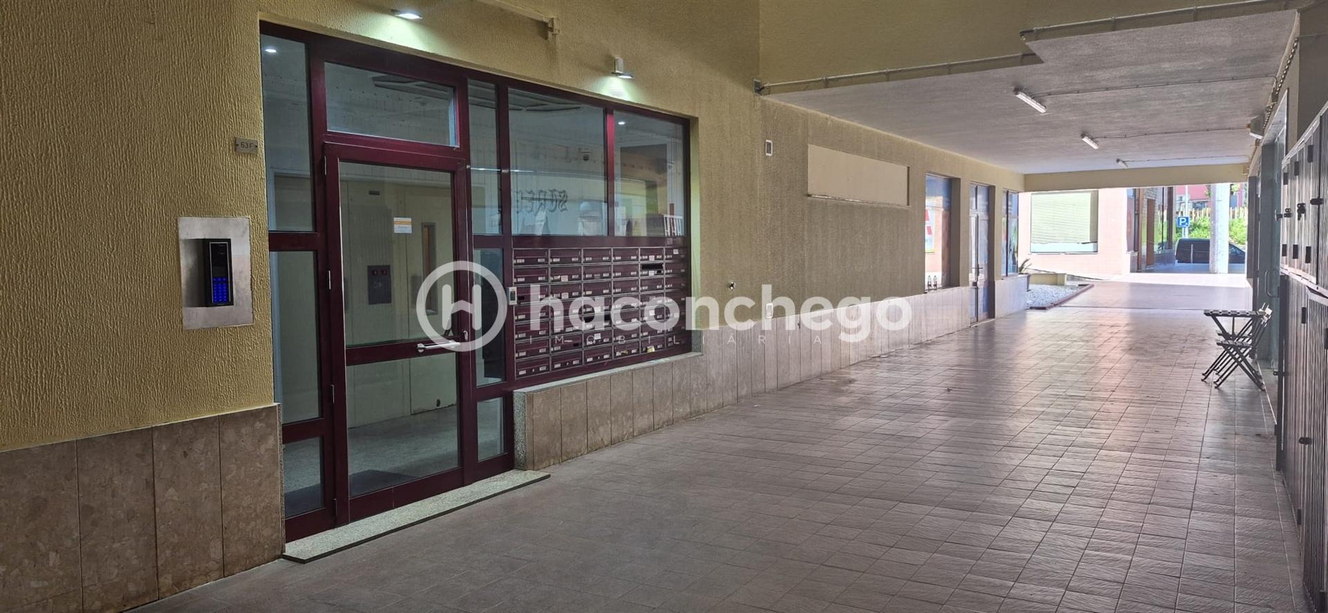 Apartamento T1+1 moderno, renovado e totalmente equipado no centro de Barcelos