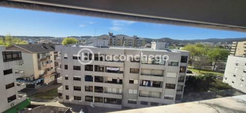Apartamento T1+1 moderno, renovado e totalmente equipado no centro de Barcelos