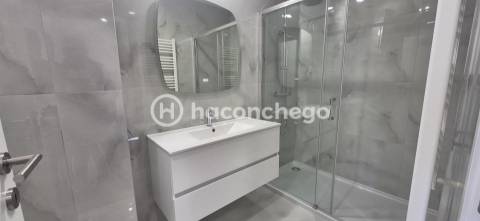 Apartamento T1+1 moderno, renovado e totalmente equipado no centro de Barcelos