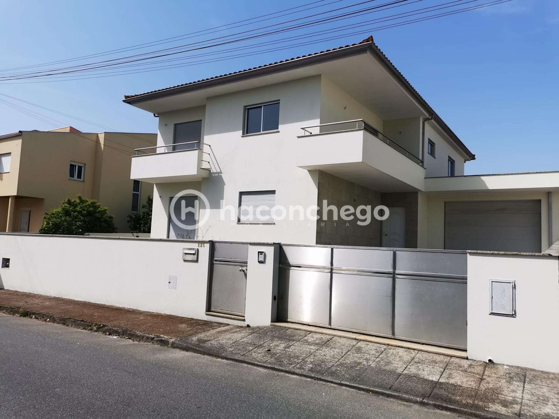 Moradia Individual em Tamel São Verissimo Barcelos