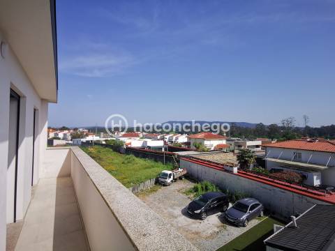 Apartamento T2 em São Verissimo com lugar de estacionamento privado