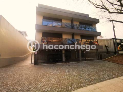 Apartamento T1 para arrendar em Barcelos com lugar de garagem