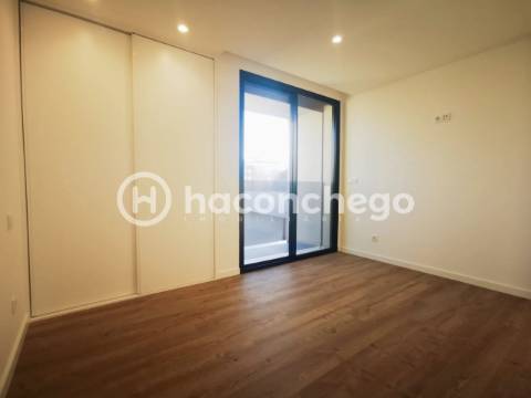 Apartamento T1 para arrendar em Barcelos com lugar de garagem