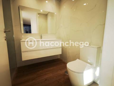 Apartamento T1 para arrendar em Barcelos com lugar de garagem