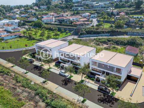 Moradia T3 nova Silva Barcelos