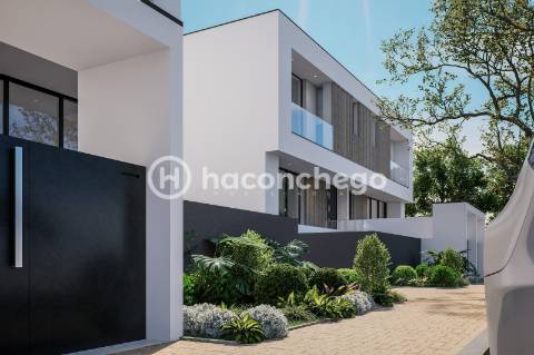 Moradia T3 nova Silva Barcelos