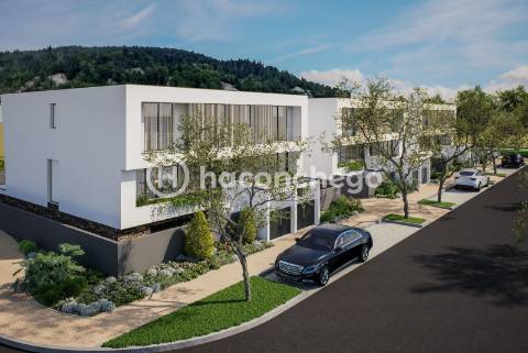 Moradia T3 nova Silva Barcelos