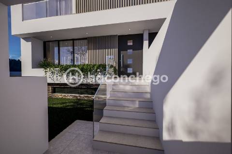 Moradia T3 nova Silva Barcelos