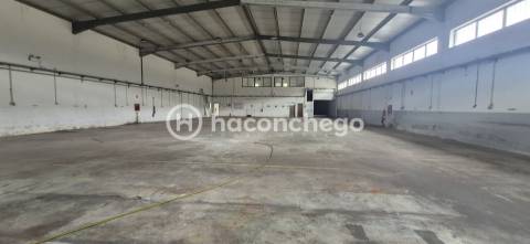 Armazém  Arrendamento em Pousa,Barcelos