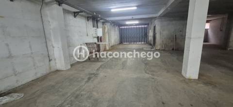Armazém  Arrendamento em Pousa,Barcelos