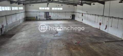 Armazém  Arrendamento em Pousa,Barcelos