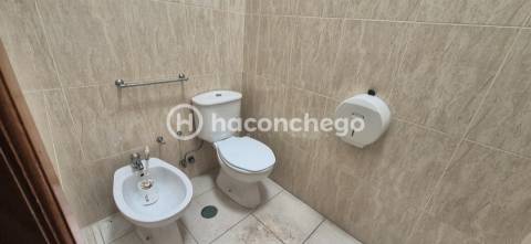 Armazém  Arrendamento em Pousa,Barcelos