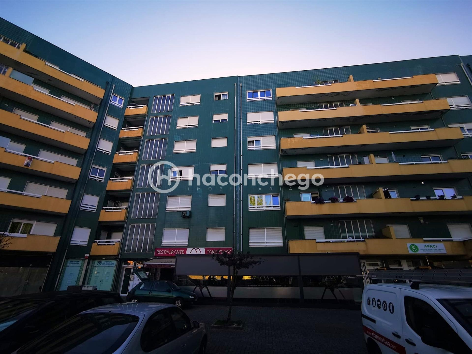 Apartamento T2 para arrendar em Arcozelo Barcelos