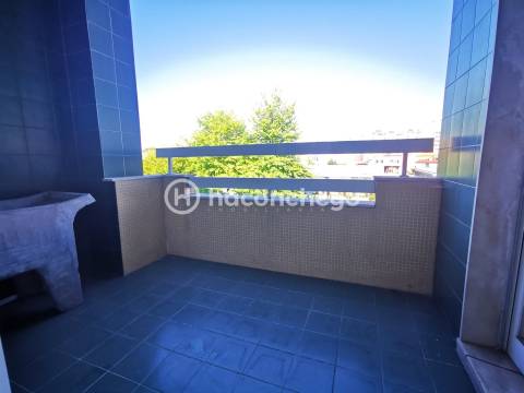 Apartamento T2 para arrendar em Arcozelo Barcelos
