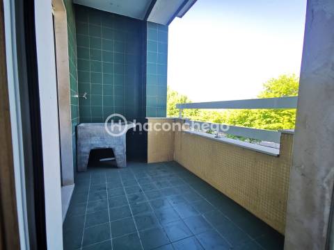 Apartamento T2 para arrendar em Arcozelo Barcelos
