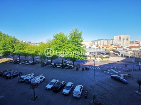 Apartamento T2 para arrendar em Arcozelo Barcelos