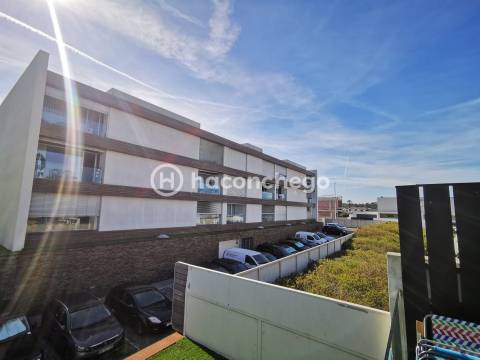 Apartamento T2 como Novo em Condomínio Fechado Fão, Esposende
