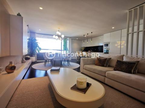 Apartamento T2 como Novo em Condomínio Fechado Fão, Esposende