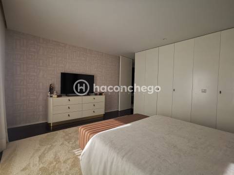 Apartamento T2 como Novo em Condomínio Fechado Fão, Esposende