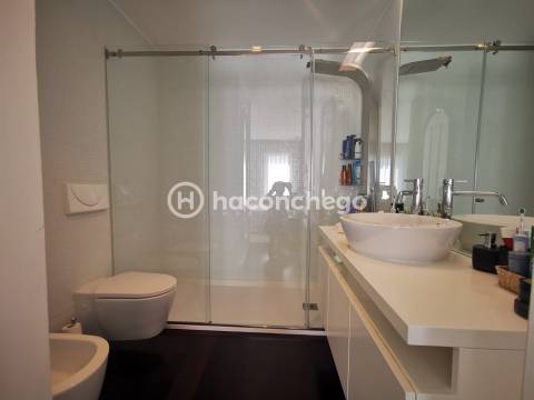 Apartamento T2 como Novo em Condomínio Fechado Fão, Esposende