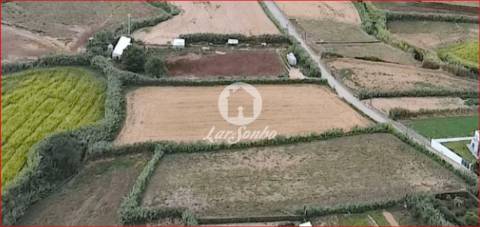 Terreno na freguesia de GINETES com projeto aprovado para Moradia 