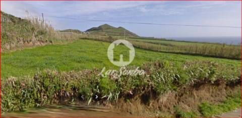 Terreno na freguesia de GINETES com projeto aprovado para Moradia 