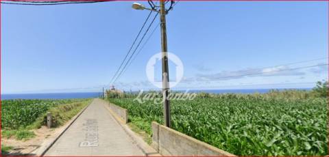 Terreno na freguesia de GINETES com projeto aprovado para Moradia 