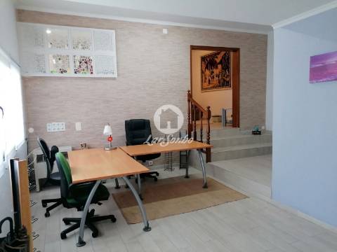 Moradia T6 Fajã de Cima