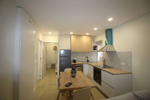 T1 Mobilado e equipado