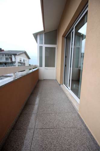 Apartamento Remodelado com boas varandas