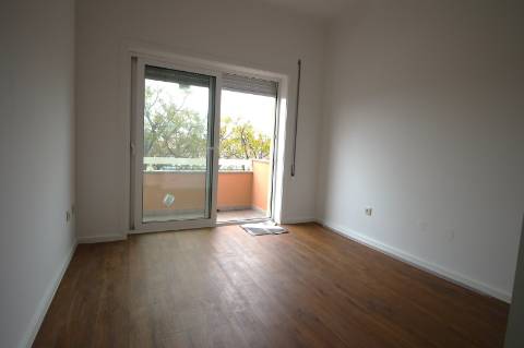 Apartamento Remodelado com boas varandas
