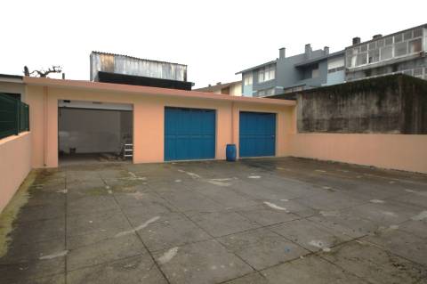 Apartamento Remodelado com boas varandas