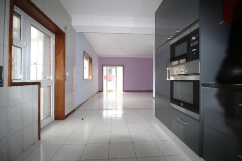 T2 próximo à estação de Rio Tinto