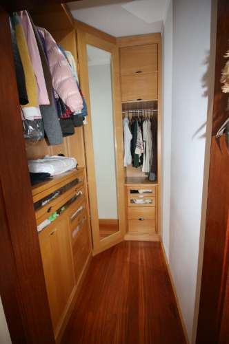 Moradia de 4 frentes com cave de 700 M2