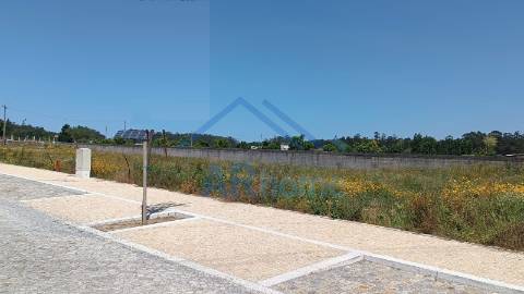 Lote de terreno para construção de moradia em Gião-V.Conde