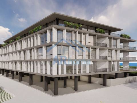 Apartamento em condomínio privado em frente à Foz do Douro.