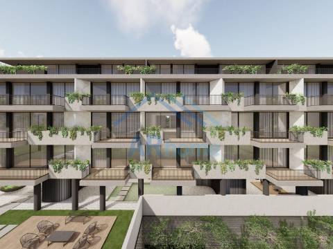 Apartamento em condomínio privado em frente à Foz do Douro.