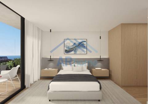 Apartamento em condomínio privado em frente à Foz do Douro.