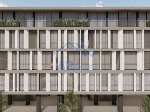 Apartamento em condomínio privado em frente à Foz do Douro.