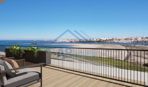 Apartamento em condomínio privado em frente á Foz do Douro.