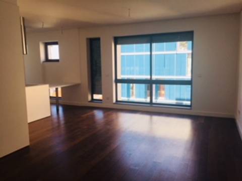 Apartamento T4 rotunda da Boavista