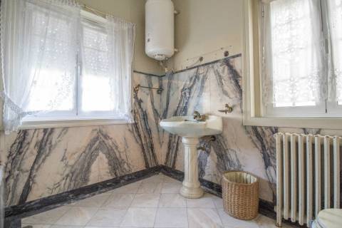 Moradia T6 - Campo 24 de Agosto, Bonfim