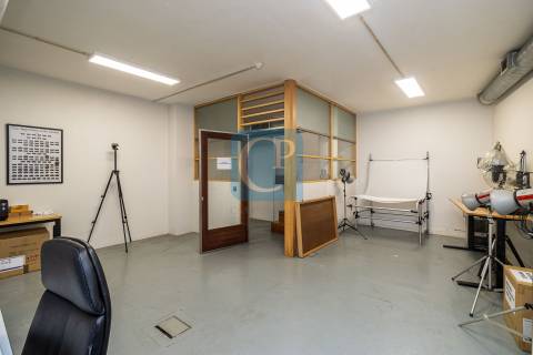 Escritório completamente equipado à Rotunda da Boavista