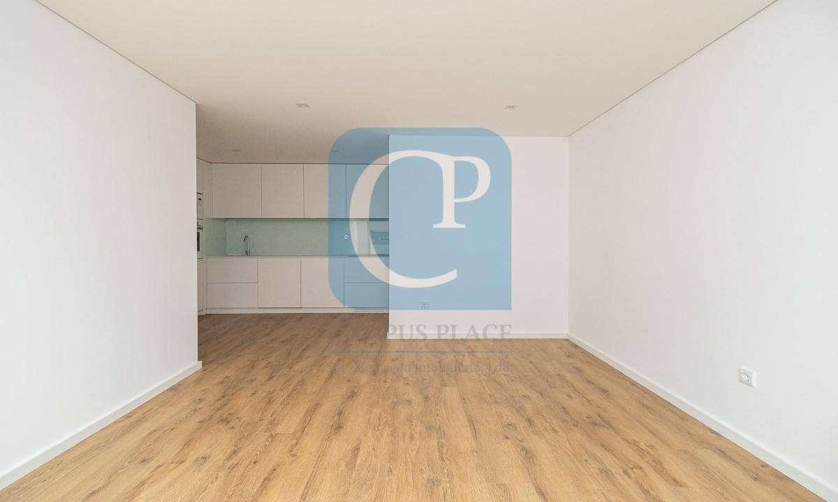 Apartamento T2 novo, na Azenha, Paranhos