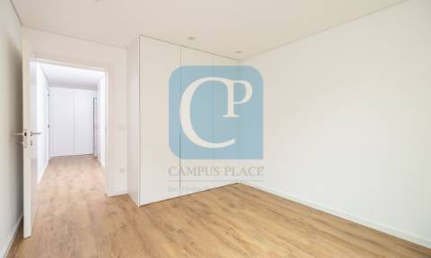 Apartamento T2 novo, na Azenha, Paranhos